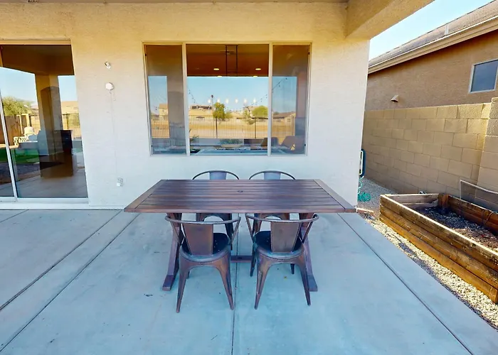 Holiday home Hot Tub & Game Room: Poolside Paradise In Phoenix!