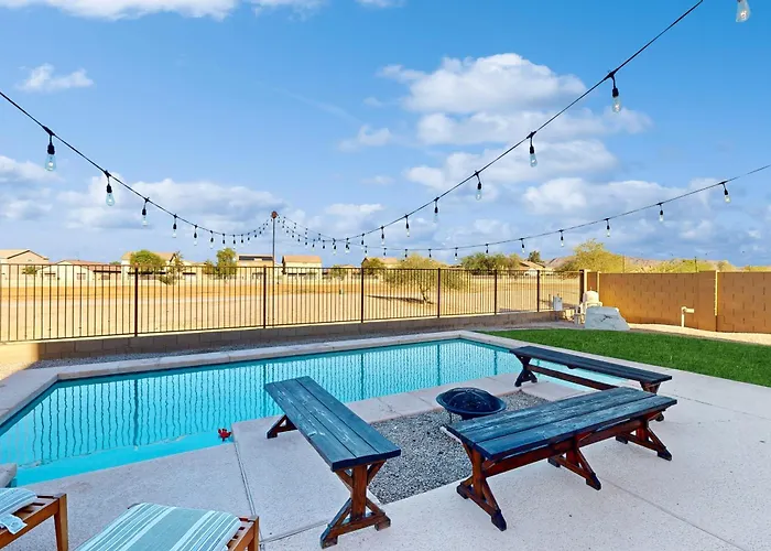Hot Tub & Game Room: Poolside Paradise In Phoenix! Phoenix