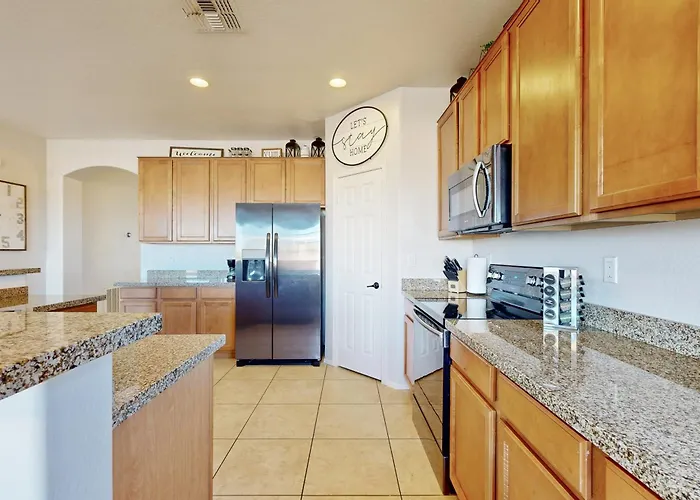 Hot Tub & Game Room: Poolside Paradise In Phoenix! *